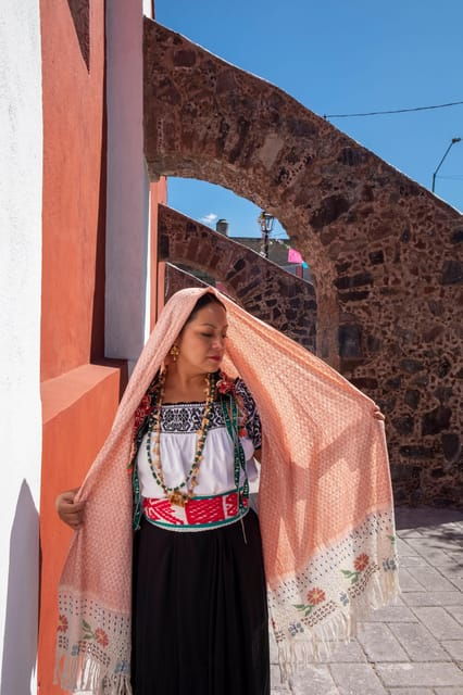 Frida for a Day in Xochimilco - Cultural Connection