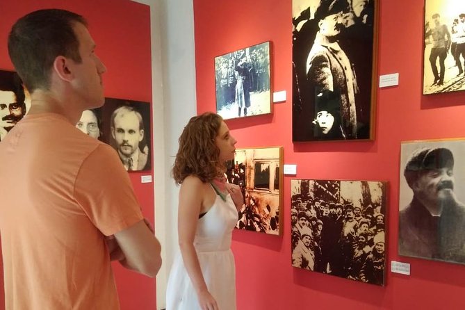 Frida Kahlo Museum Small-Group Tour With Skip-The-Line Access - Mexico City - Meeting and Pickup