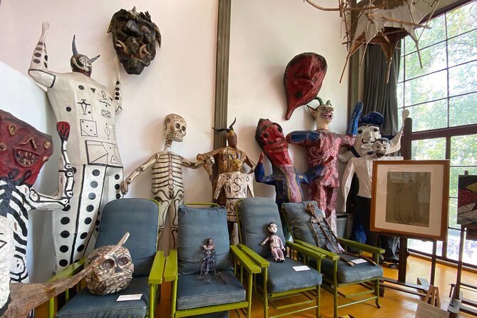 Fridas Neighborhood Through History, Mercado & Cantina(Private) - Minimum Traveler Requirements