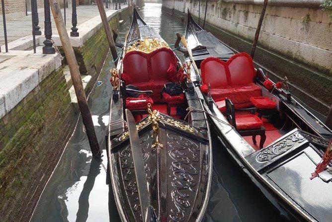  Friendinvenice, How to Experience the True Venice, Private Tour - Markets and Hidden Gems: Unveiling the Authentic Venice