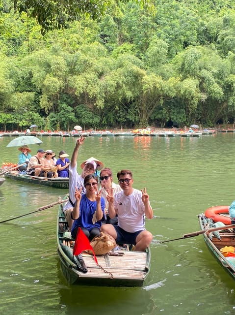 FRIENDLY TRAVEL HOA LU-TRANG AN 1 SMALL GROUP BY LIMOUSINE - Inclusions