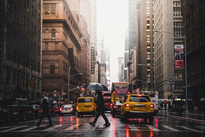 Friends Filming Locations in New York City with Private Guide - An In-Depth Look at the Friends Filming Locations in NYC