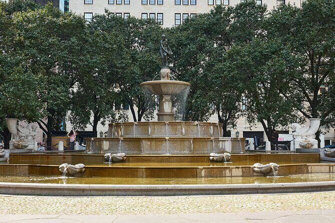 FRIENDS in New York City Private Car Tour with Tickets - What Makes This Tour Stand Out