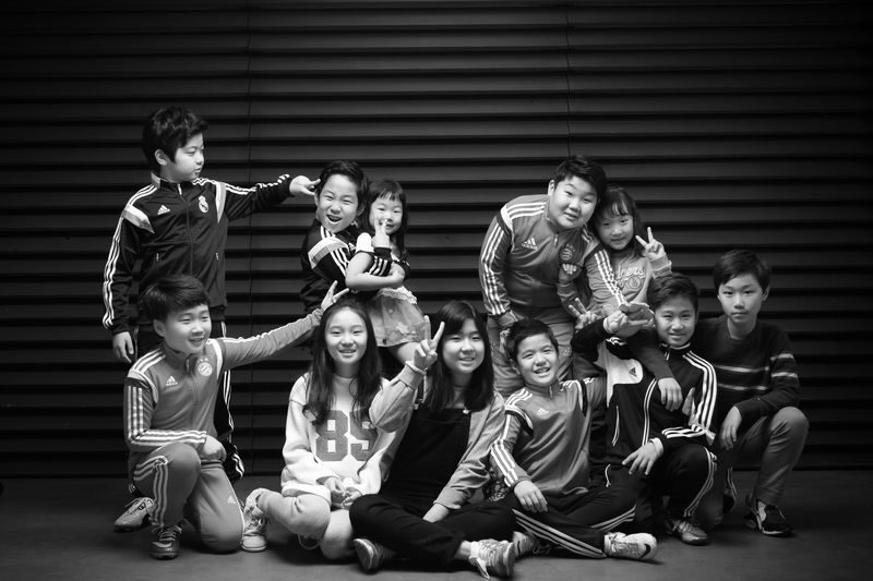 Friendship Portrait Experience in Seoul by 9 Studio - A Korean-style portrait session in Gangnam