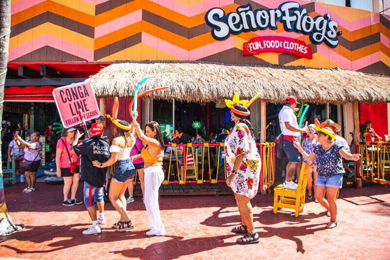 Frog's Pass Mexican Food & Fiesta - Pros: