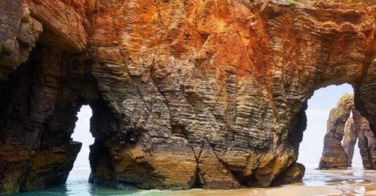 From A Coruna: Guided Day Trip to Lugo & As Catedrais Beach - Tour Details