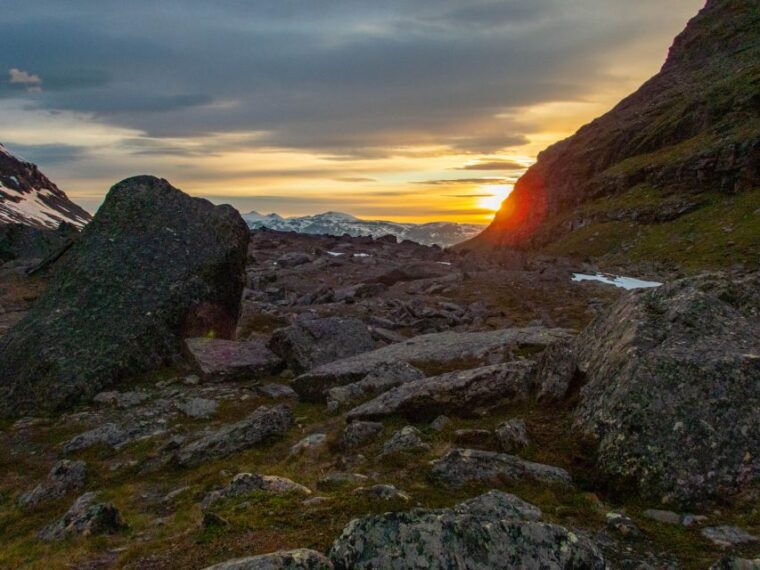 From Abisko: Kärkevagge Valley & Trollsjön Lake Guided Tour - Why This Tour Is a Great Choice