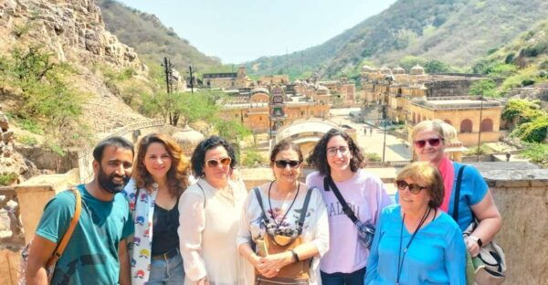 From Agra : 2 Day Jaipur Transfer & Jaipur Sightseeing Tour - Frequently Asked Questions