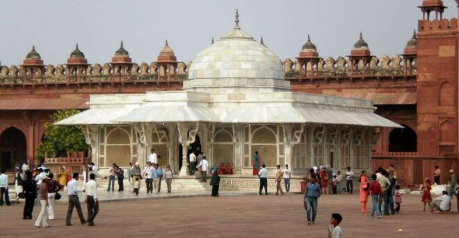 From Agra: Private Tour of Fatehpur Sikri - Convenient Pickup Service