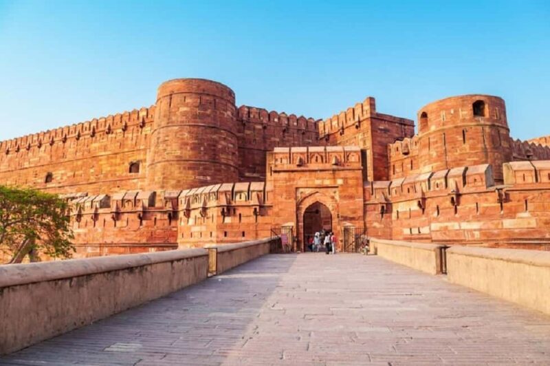 From Agra: Taj Mahal, Fort, Baby Taj & Mehtab Bagh Day Tour - FAQ