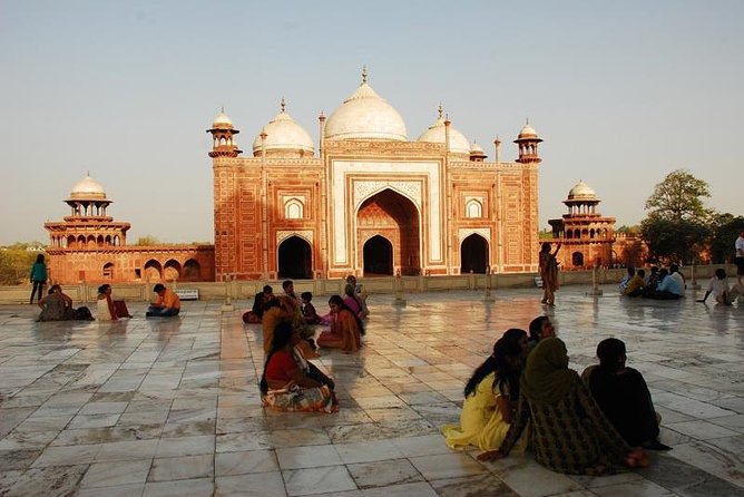From Agra: Taj Mahal Sunrise & Agra Fort Private Tour - Private Tour Highlights