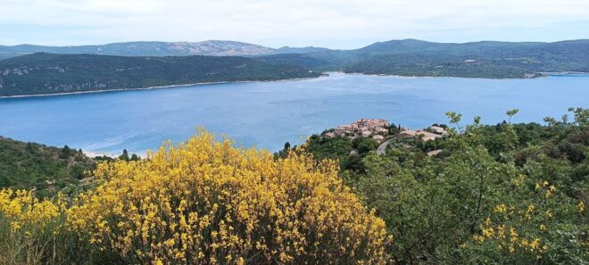 From Aix-En-Provence: Lavender Experience & Gorges Du Verdon - Picture-Perfect Landscapes: Capturing the Essence of Provence