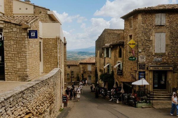 From Aix: the Best of Luberon: Gordes & Rousillon Villages - Practical Tour Information