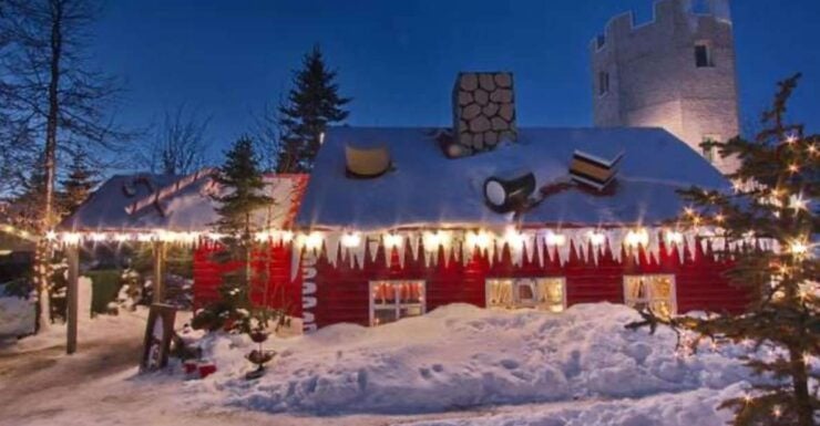 From Akureyri: Christmas House Tour - Experience Highlights