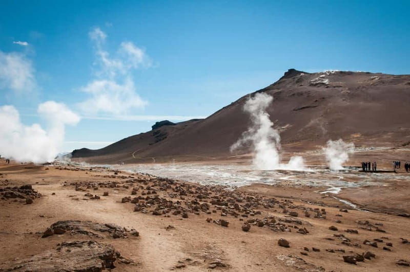 From Akureyri: Mývatn Lake & Goðafoss CruiseShip tour +Lunch - The Itinerary Breakdown: What You Can Expect