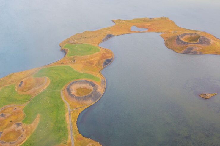 From Akureyri: Private Diamond Circle Nature Tour & Transfer - Experience Highlights