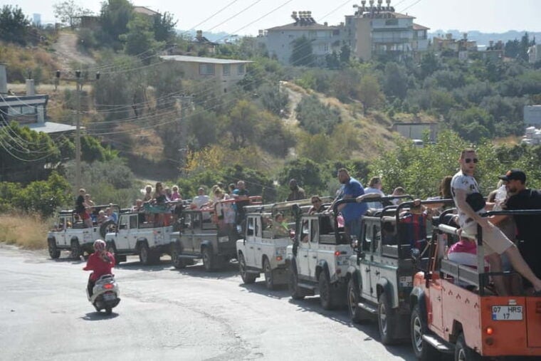 From Alanya: Jeep Safari with Lunch, Dim River & Cave - FAQ