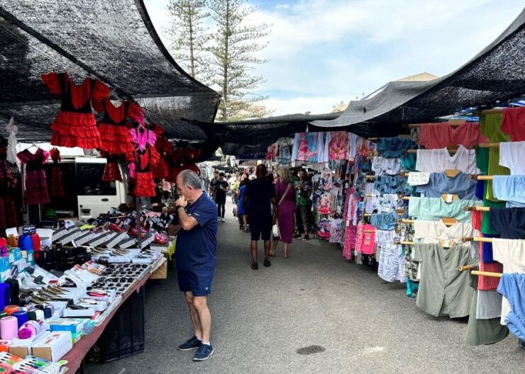 From Albir & Benidorm: Chocolate Factory and Market Tour - Highlights