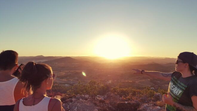 From Albufeira: Algarve Sunset Jeep Tour With Tastings - Local Customs and Traditions