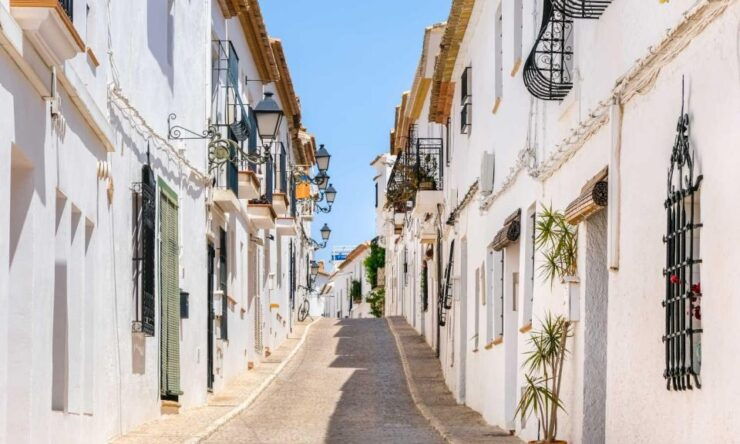 From Alicante: Guadalest and Altea Day Trip - Tour Details