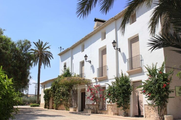 From Alicante: Guided Visit to an Old Winery. Tasting Included. - Good To Know