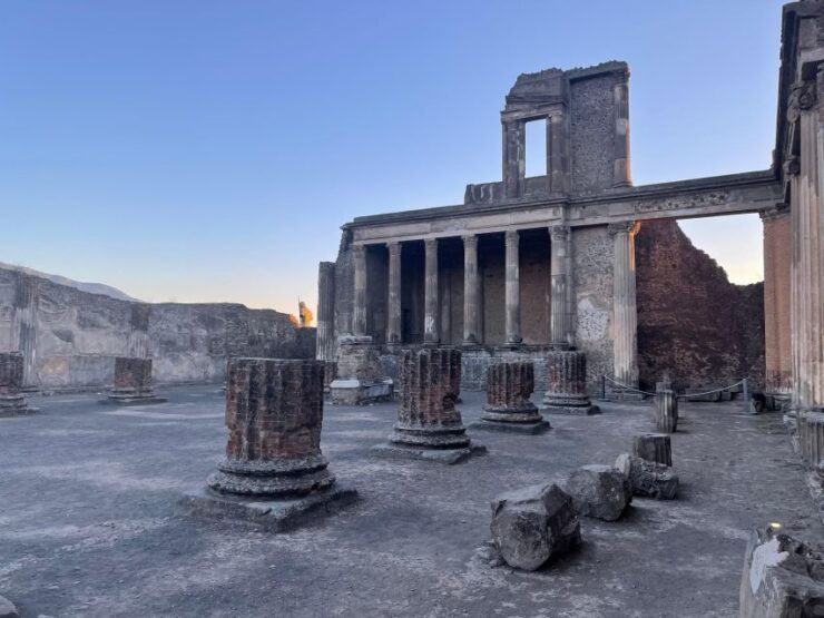 From Amalfi Coast : Pompeii Ruins Guided Tour Small Group - Itinerary