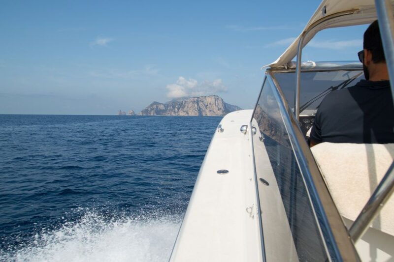 From Amalfi: Day Trip to Capri Private Boat Tour with Drinks - Why This Tour Works Well