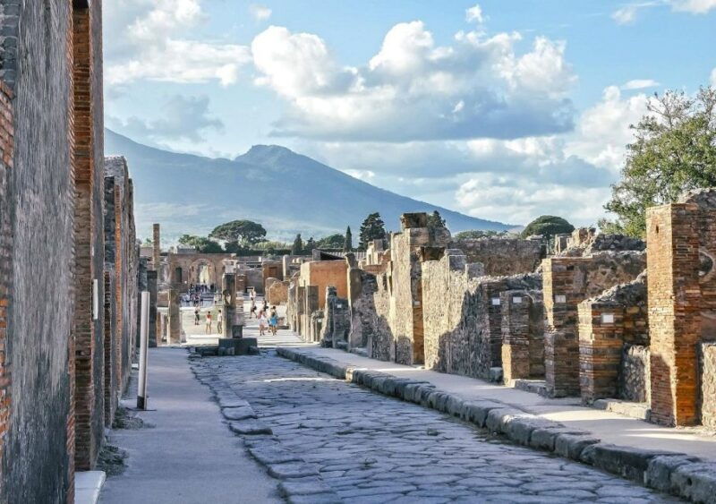 From Amalfi: Pompeii and Mount Vesuvius Private Day Trip - A Closer Look at the Experience
