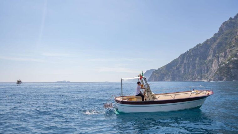 From Amalfi: private 7m boat tour on the Amalfi Coast - The Sum Up