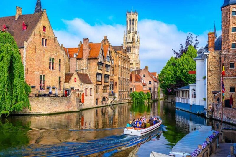 From Amsterdam: Brugge Day Tour in Spanish or English - Free Time: Exploring at Your Own Pace