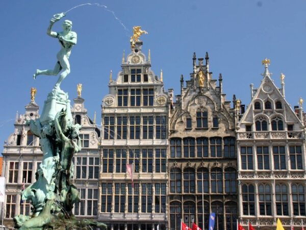 From Amsterdam: Brussels Day Trip With Chocolate Tasting - The Sum Up