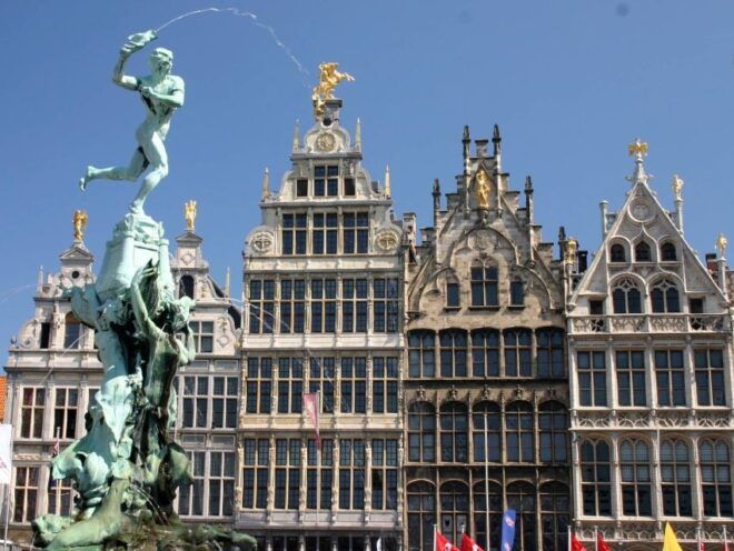 From Amsterdam: Brussels Day Trip With Chocolate Tasting - Select Participants and Date