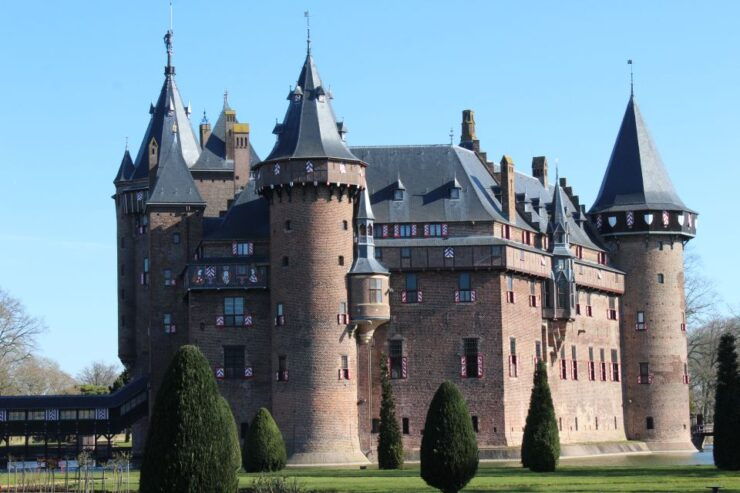 From Amsterdam: Castle De Haar Guided Tour - Experience