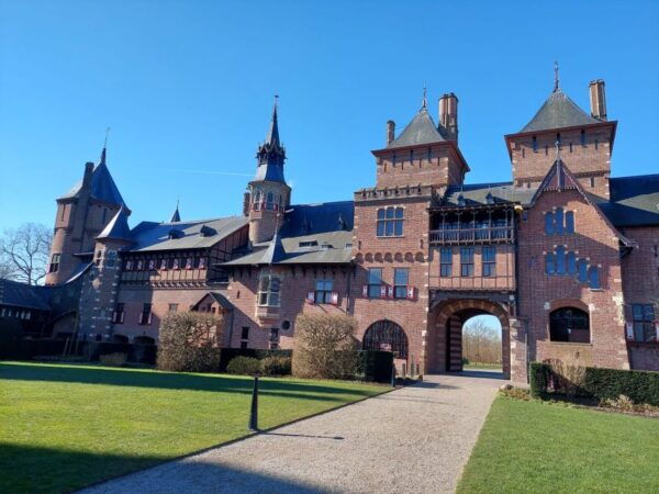 From Amsterdam: Castle De Haar Guided Tour - Common Questions