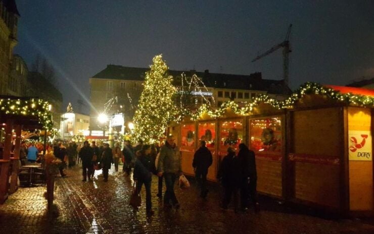 From Amsterdam: Cologne Christmas Market Day Tour - Highlights of the Cologne Christmas Market