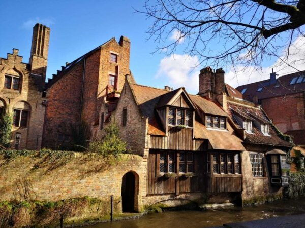 From Amsterdam: Day Trip to Bruges - Exploring Bruges