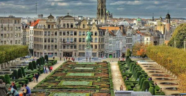 From Amsterdam: Day Trip to Brussels & Atomium - Common Questions