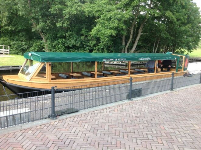 From Amsterdam: Day Trip to Giethoorn With Lunch - Meeting the Guide in Amsterdam