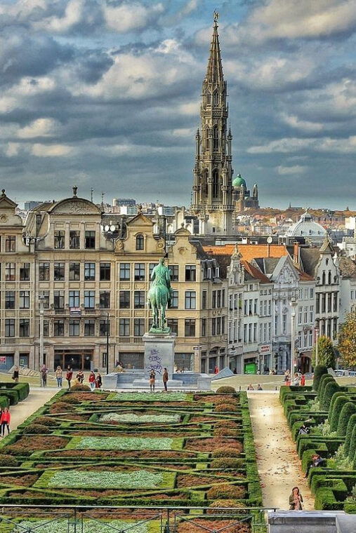 From Amsterdam: Day Trip to the Charming Brussels and Bruges - Authentic Experiences and Practical Tips