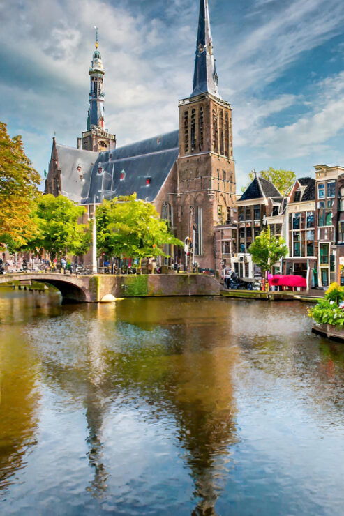 From Amsterdam: Delft and The Hague Private Day Tour - Visiting the Royal Delft Pottery Factory