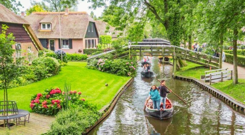From Amsterdam: Giethoorn Guided Day Trip with Canal Cruise - A Detailed Look at the Giethoorn Day Trip