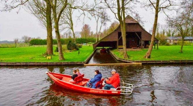 From Amsterdam: Giethoorn Guided Day Trip With Canal Cruise - Important Information for the Trip