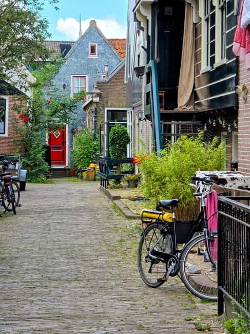 From Amsterdam: Keukenhof Tulips, Windmills & Volendam - FAQ