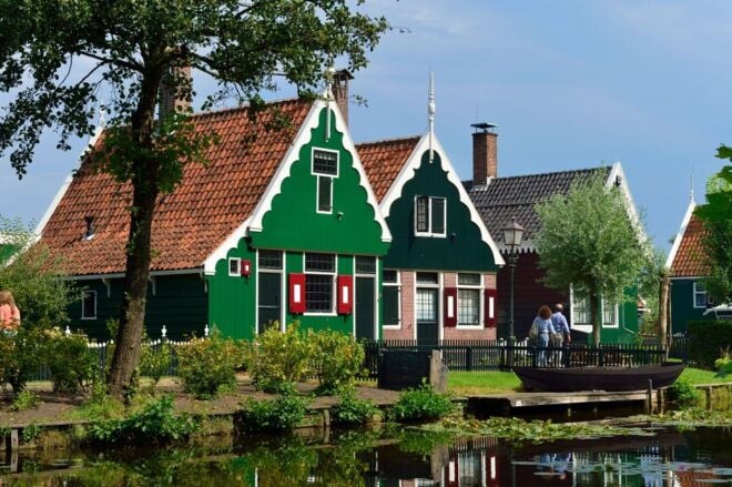 From Amsterdam: Keukenhof & Windmill Village Guided Tour - Full Description