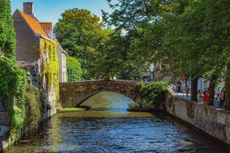 From Amsterdam: Private Sightseeing Tour to Bruges - Who Is This Tour Perfect For?