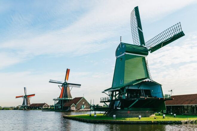 From Amsterdam: Zaanse Schans, Edam, & Marken Full-Day Trip - Discovering Historic Edam