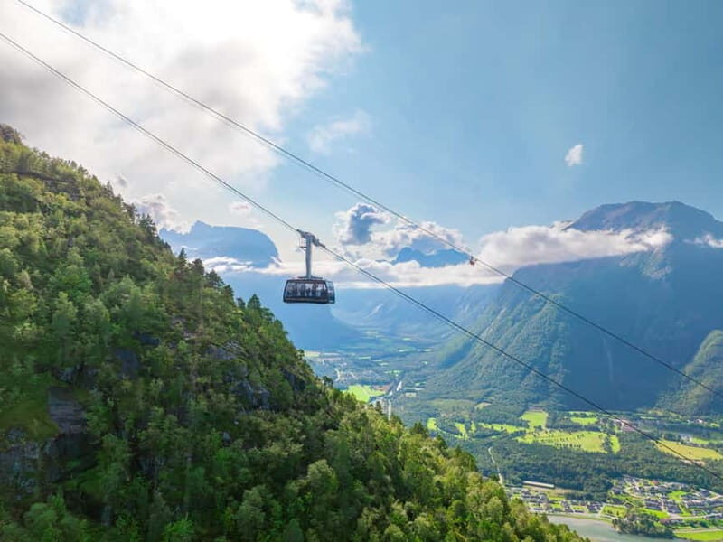 From Åndalsnes: Yoga on Nesaksla Mountain and Gondola Ticket - What to Expect on Your Day