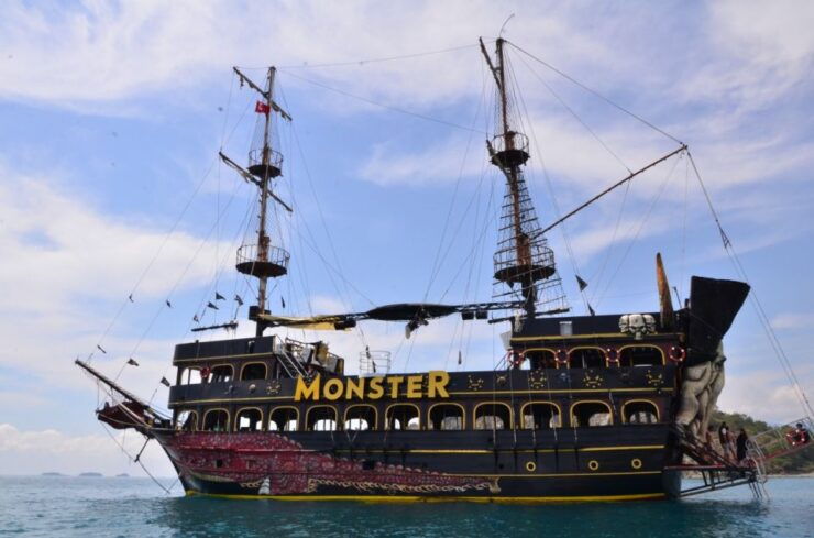 From Antalya/Kemer: Party Boat Trip to Kemer Bays With Lunch - Experience Highlights