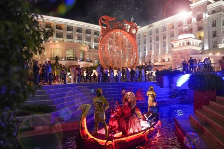 From Antalya: Land of Legends Night Show W/Transfer - Experience Itinerary