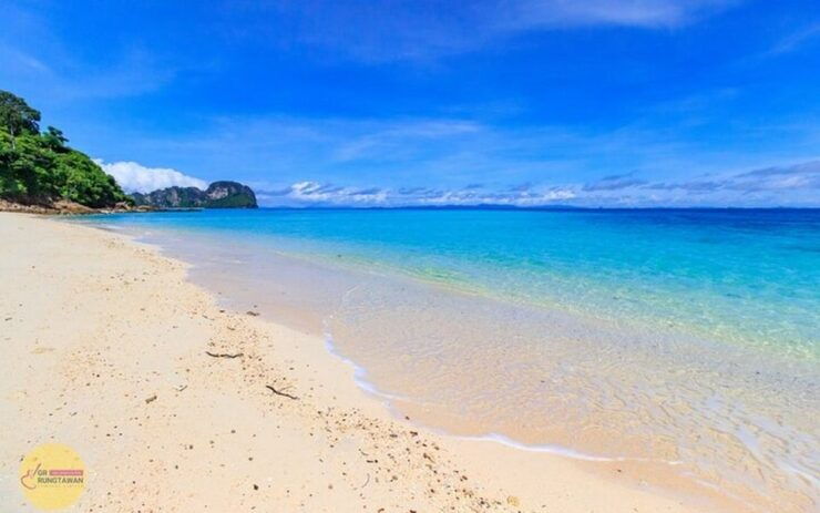 From Ao Nang: Phi Phi Islands Day Tour by Boat With Lunch - Experience Highlights